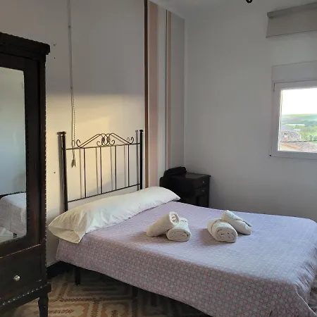 Casa rural L´amparo -3 Espigas- Categoría Superior-15 Personas