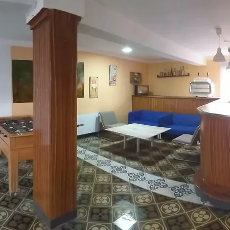 Casa rural L´amparo -3 Espigas- Categoría Superior-15 Personas *